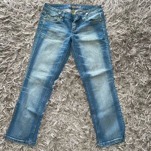 Dollhouse Capri Denim Jeans